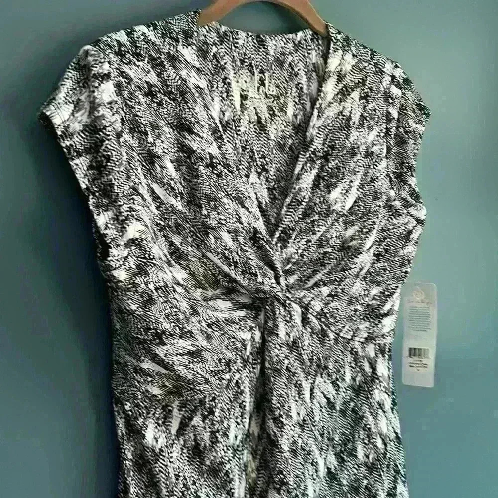 Lola black and white short sleeve lightweight dress women’s size medium NWT - Picture 4 of 5